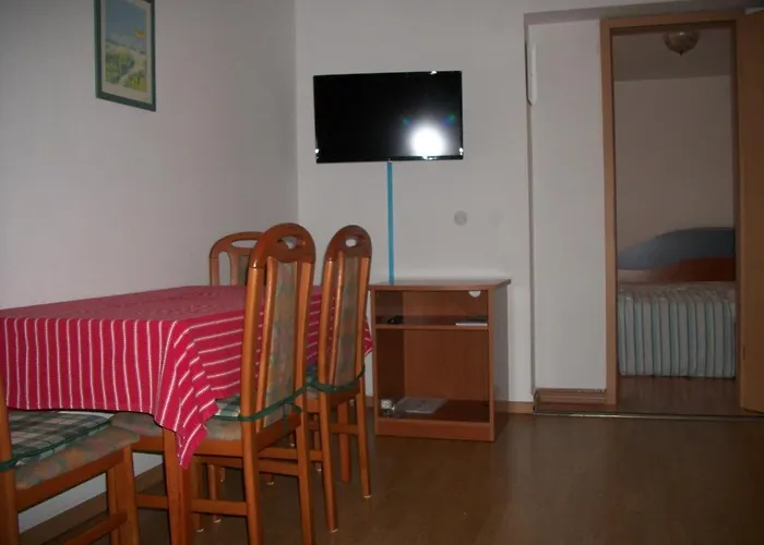 Erak Martin * 波雷奇