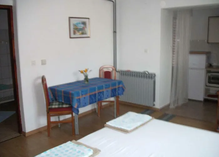 Erak Martin Apartman *